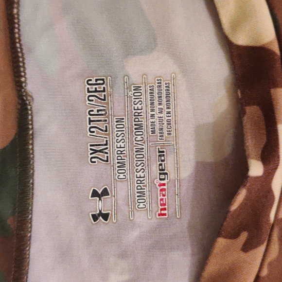 Under armour Superman camo compression T-shirt - Picture 2 of 3